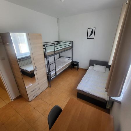 Rooms4Rest Popularna - Private Rooms For Tourists - Atr Consulting Sp, Z O,O, Varsavia Esterno foto