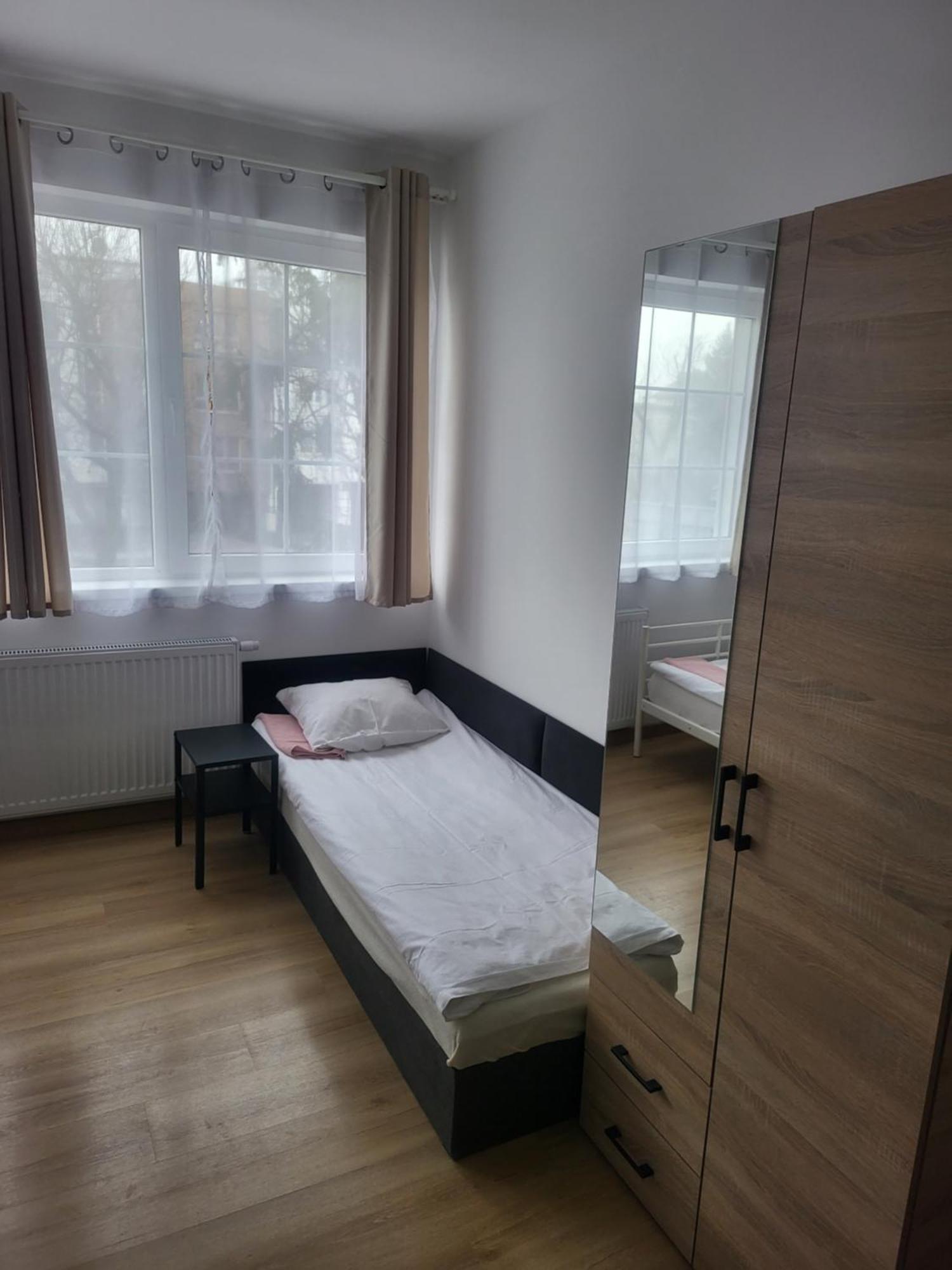 Rooms4Rest Popularna - Private Rooms For Tourists - Atr Consulting Sp, Z O,O, Varsavia Esterno foto